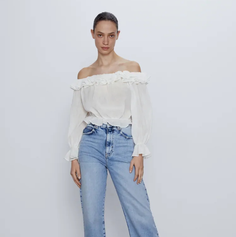 Zara shoulder top